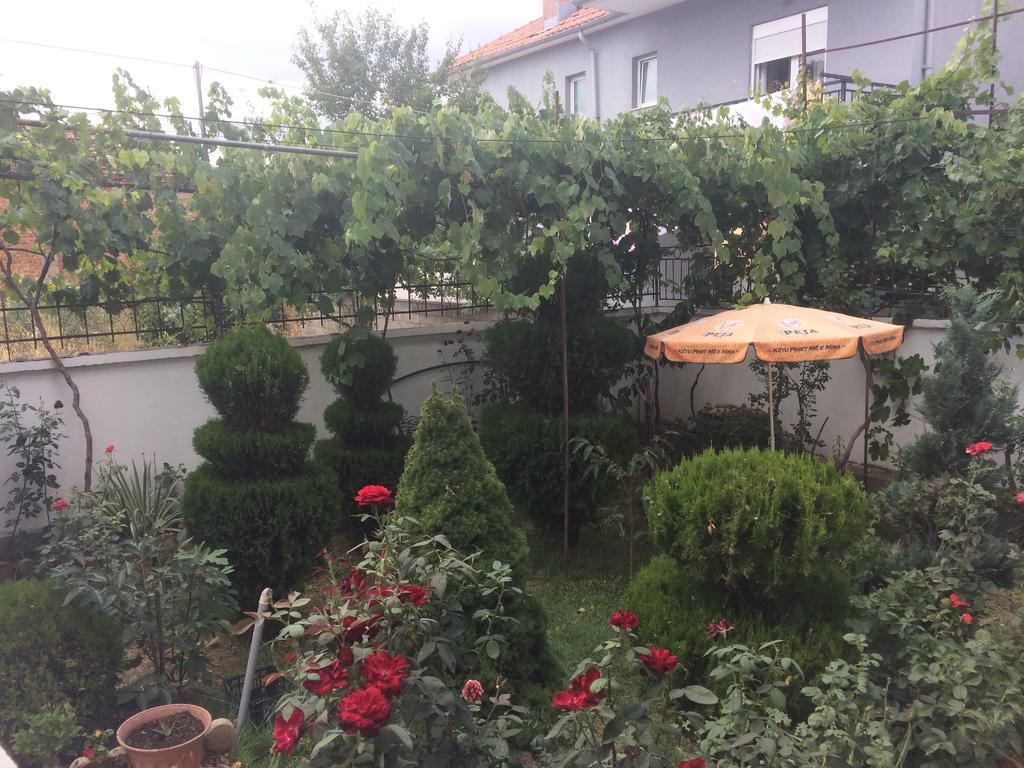 Vila Ridvani Korce Exteriér fotografie